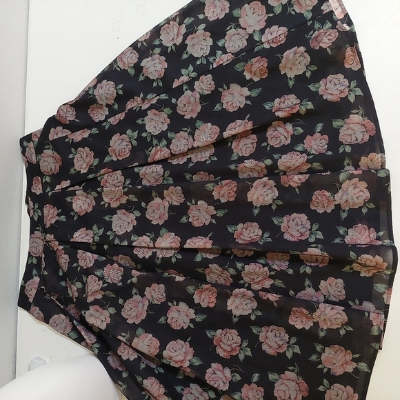 Ro & De Black Pink Skirt‎ Floral Lined Mesh Pleated Tapestry Look Circle Swing - Picture 3 of 13